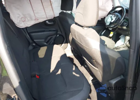 2018 Jeep Renegade Altitude Fwd из США, поврежденный, VIN ZACCJABB0JPH05715